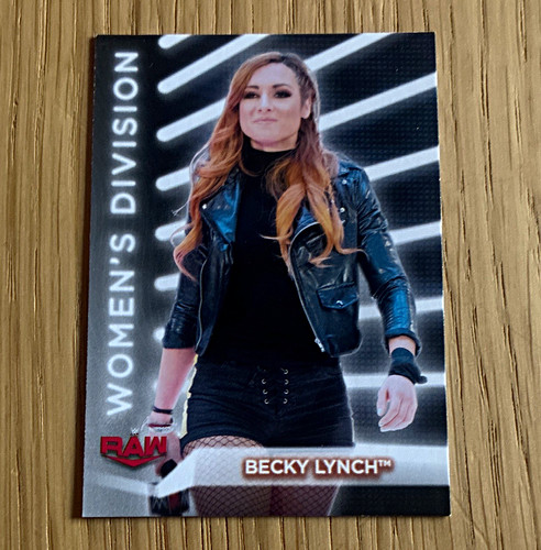 Topps wwe raw women division - wwe,